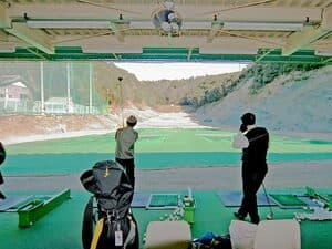 八幡山ゴルフ練習場