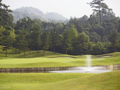 新市クラシックゴルフクラブ