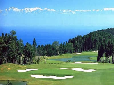 氷見カントリークラブ