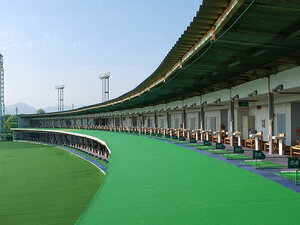 カバヤゴルフガーデンゴルフ練習場